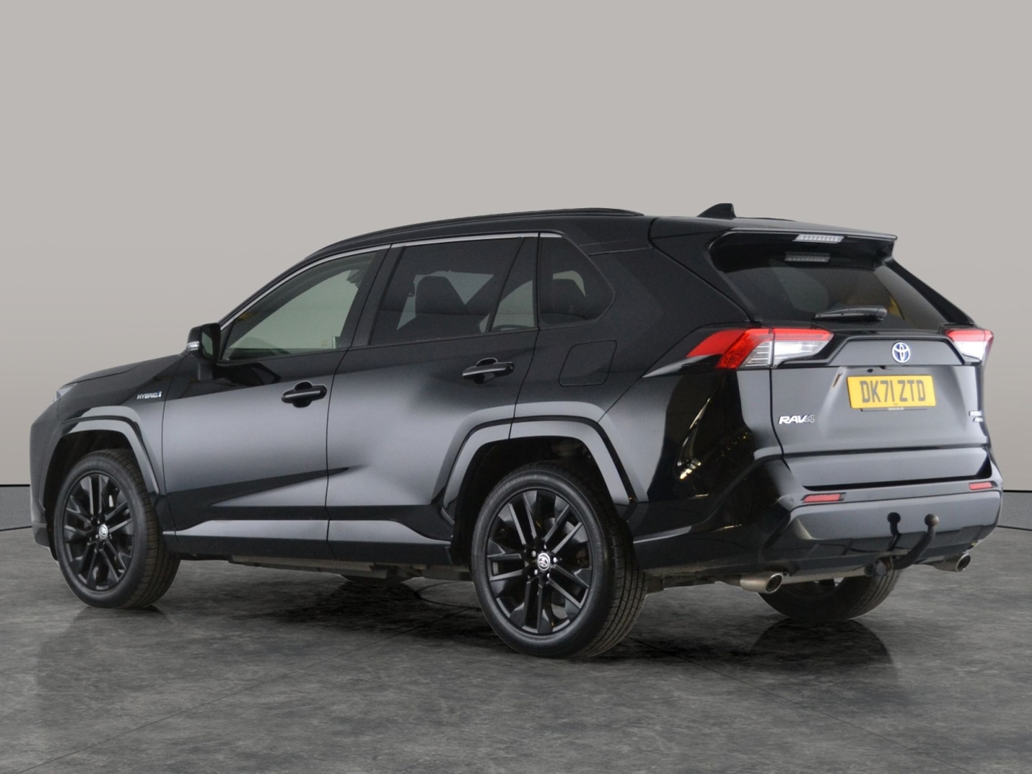 Used Toyota RAV4 2021 for sale - 76557175: Photo 10