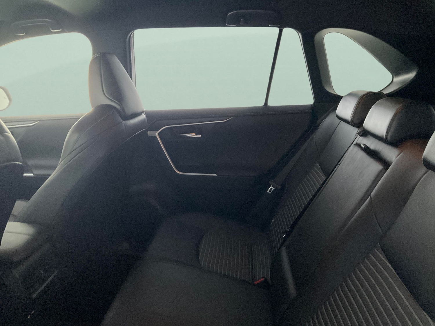 Used Toyota RAV4 2021 for sale - 76557175: Photo 33