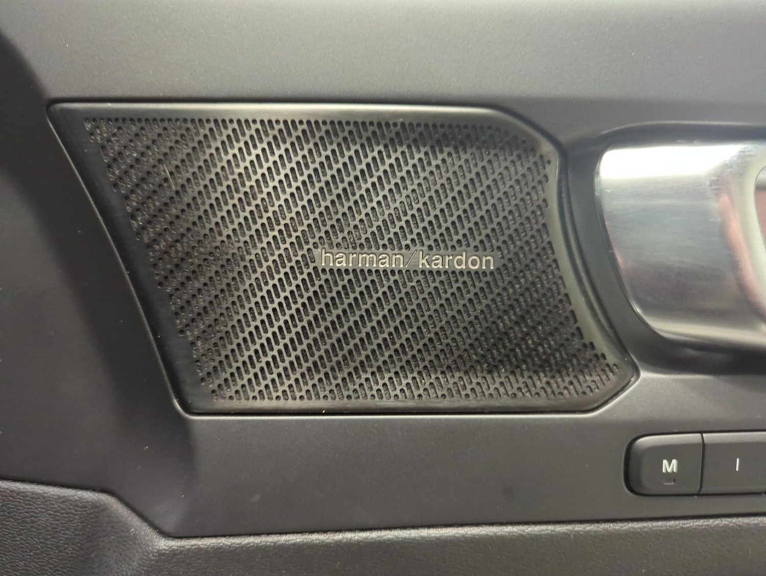 Used Volvo C40 2022 for sale - 78075152: Photo 6