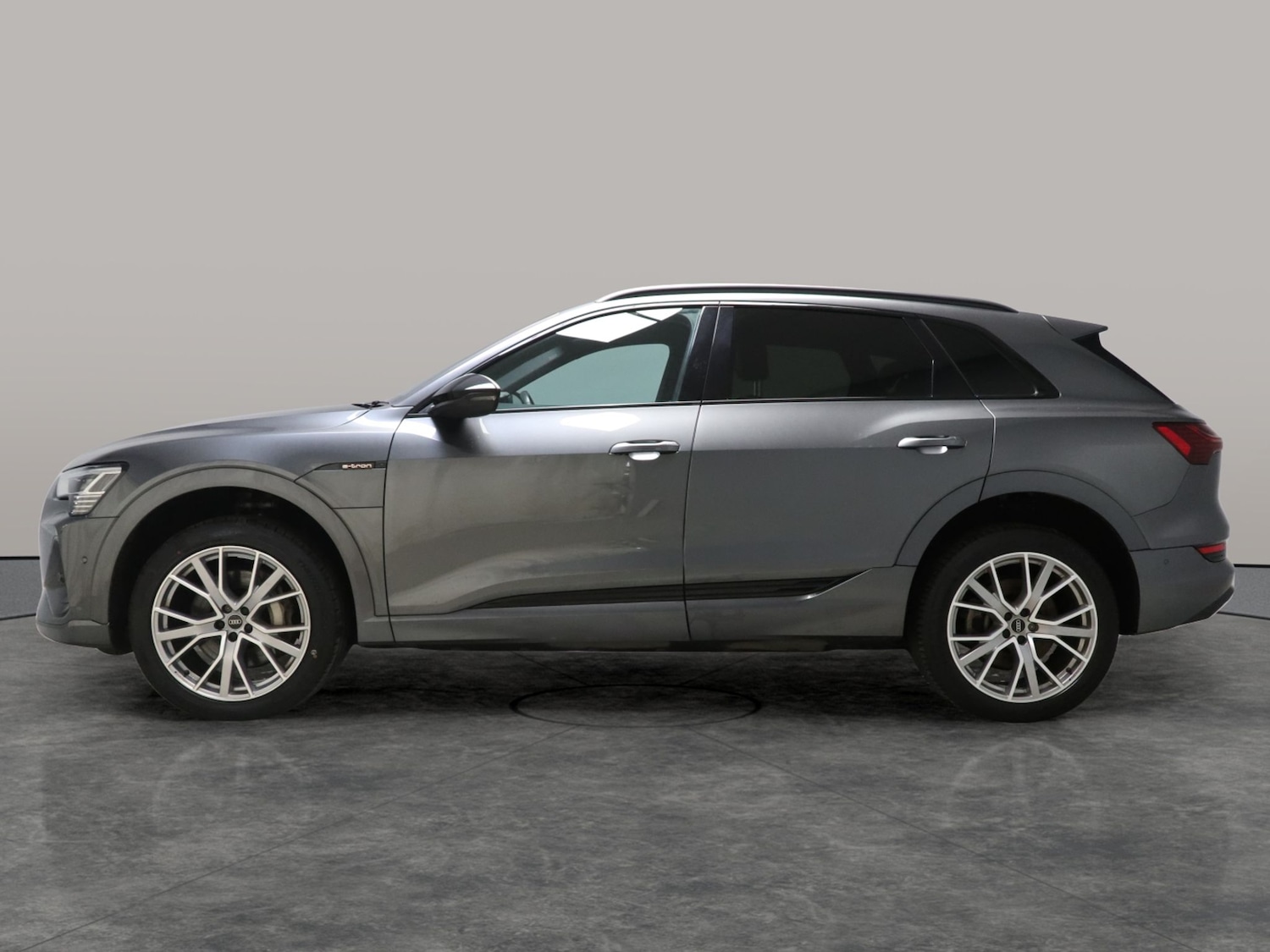 Used Audi e-tron 2021 for sale - 77399481: Photo 14