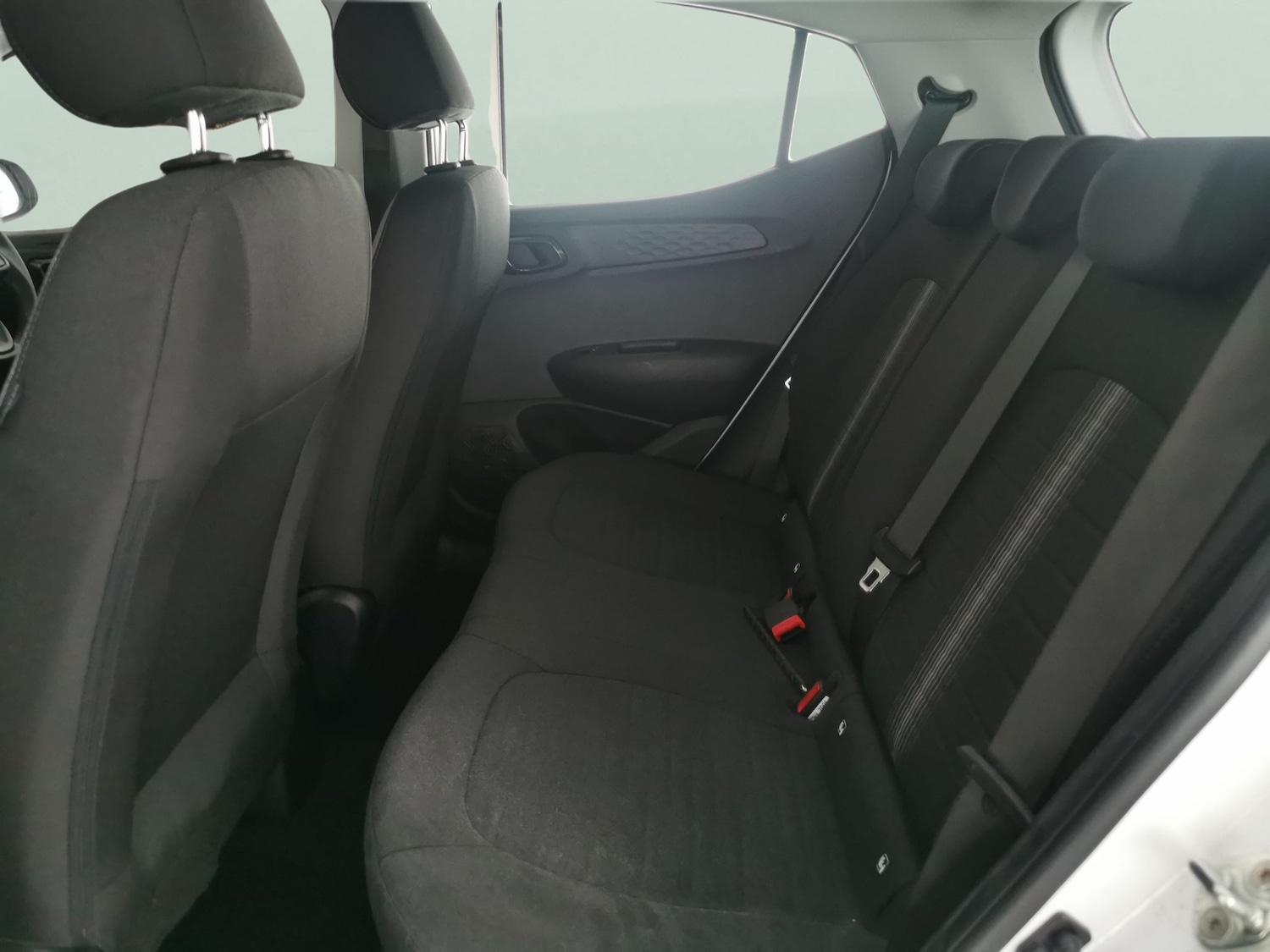 Used Hyundai i10 2022 for sale - 77069665: Photo 25