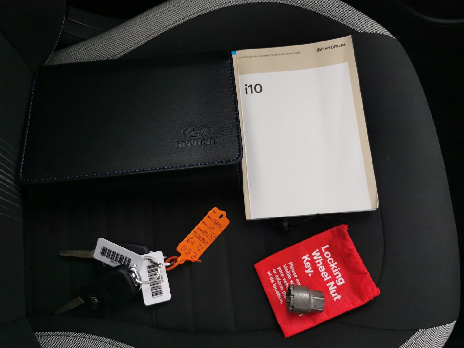 Used Hyundai i10 2022 for sale - 77069665: Photo 32