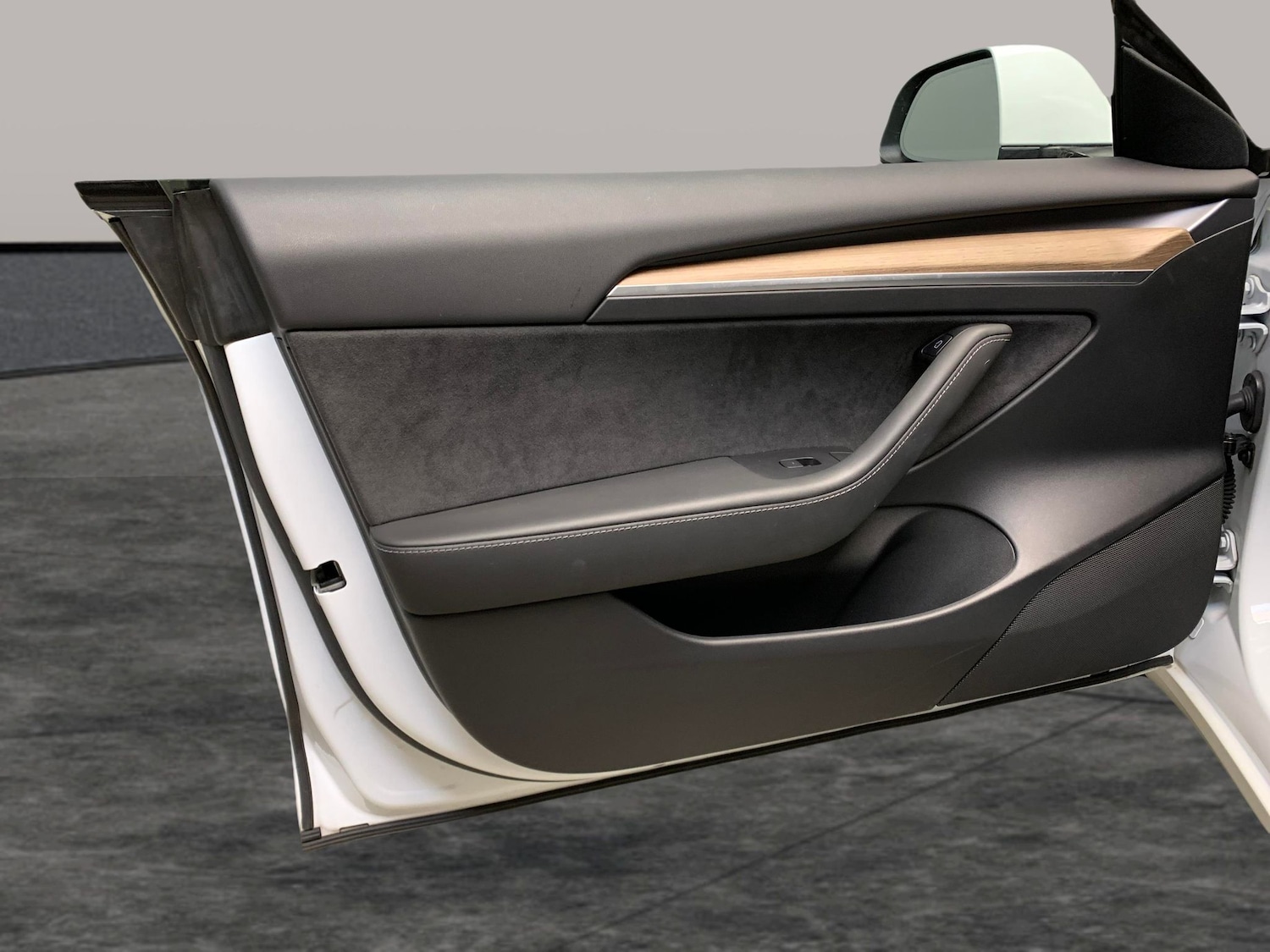 Used Tesla Model 3 2021 for sale - 77099379: Photo 26