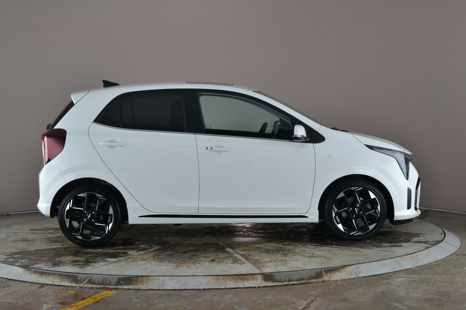 Used Kia Picanto 2024 for sale - 77631070: Photo 11
