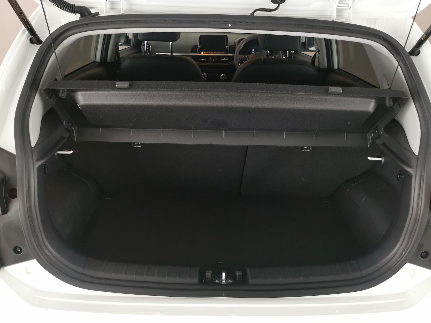 Used Kia Picanto 2024 for sale - 77631070: Photo 35