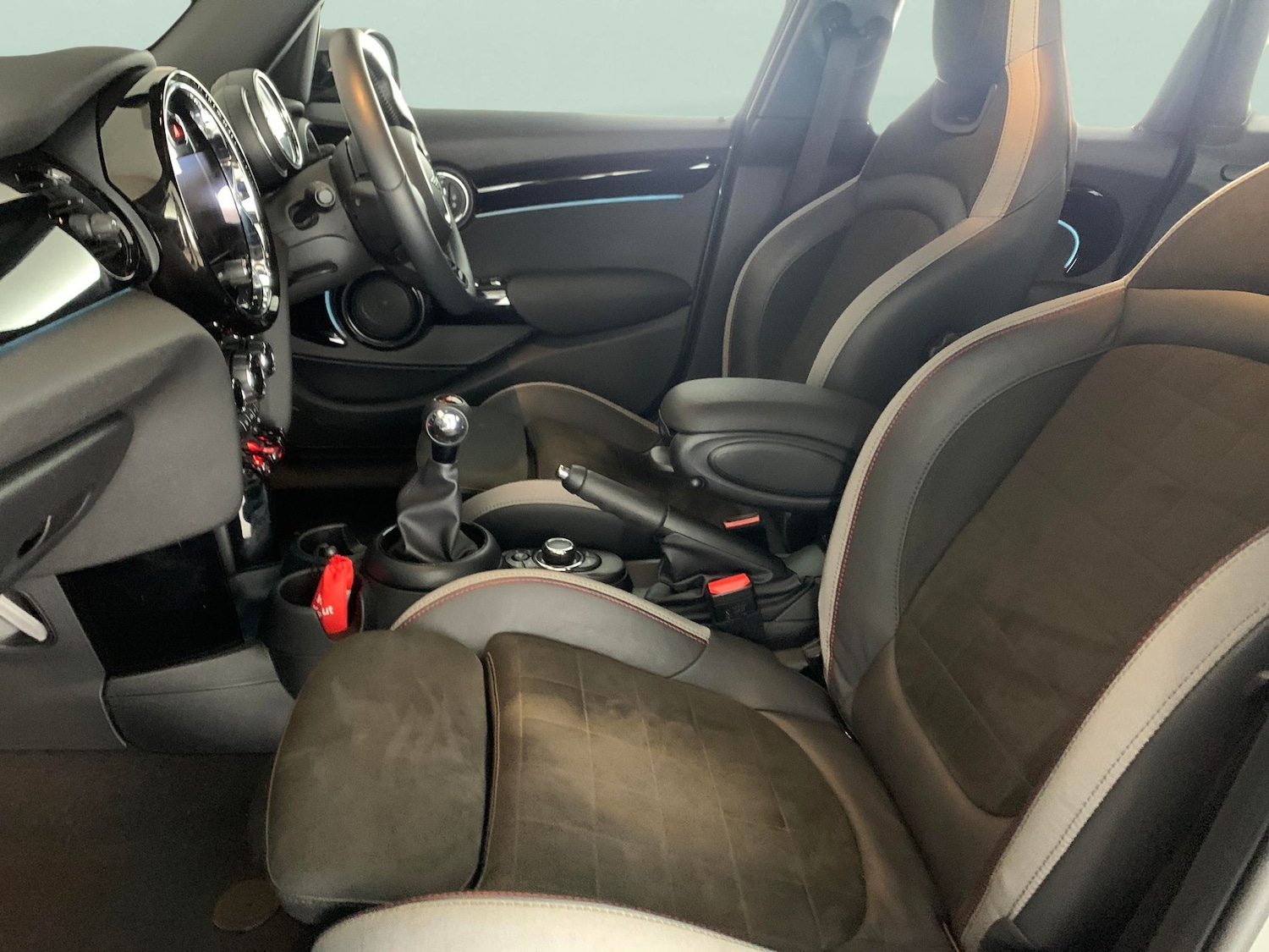 Used MINI Hatch 2022 for sale - 76452580: Photo 4