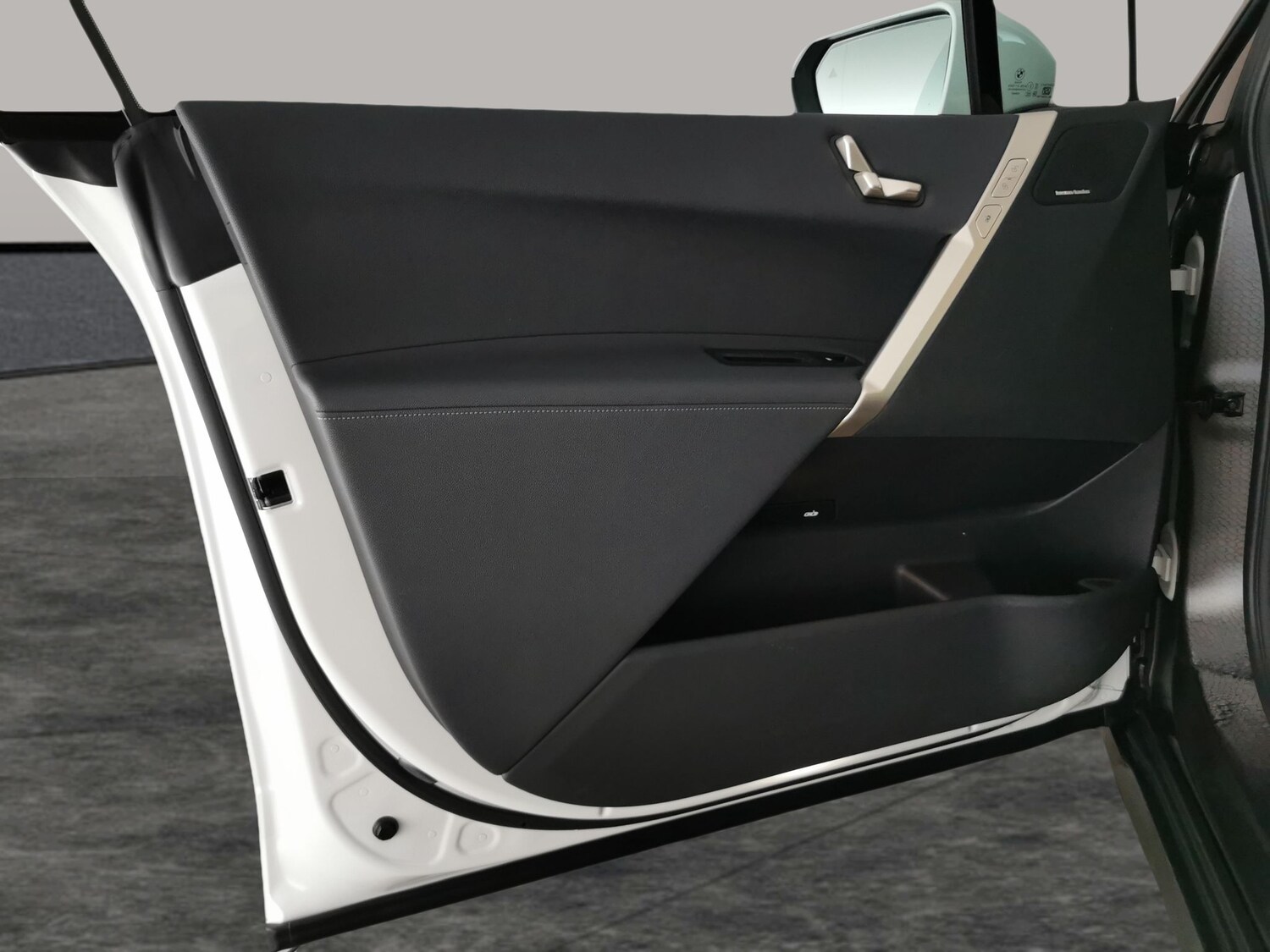 Used BMW iX 2024 for sale - 77565553: Photo 32