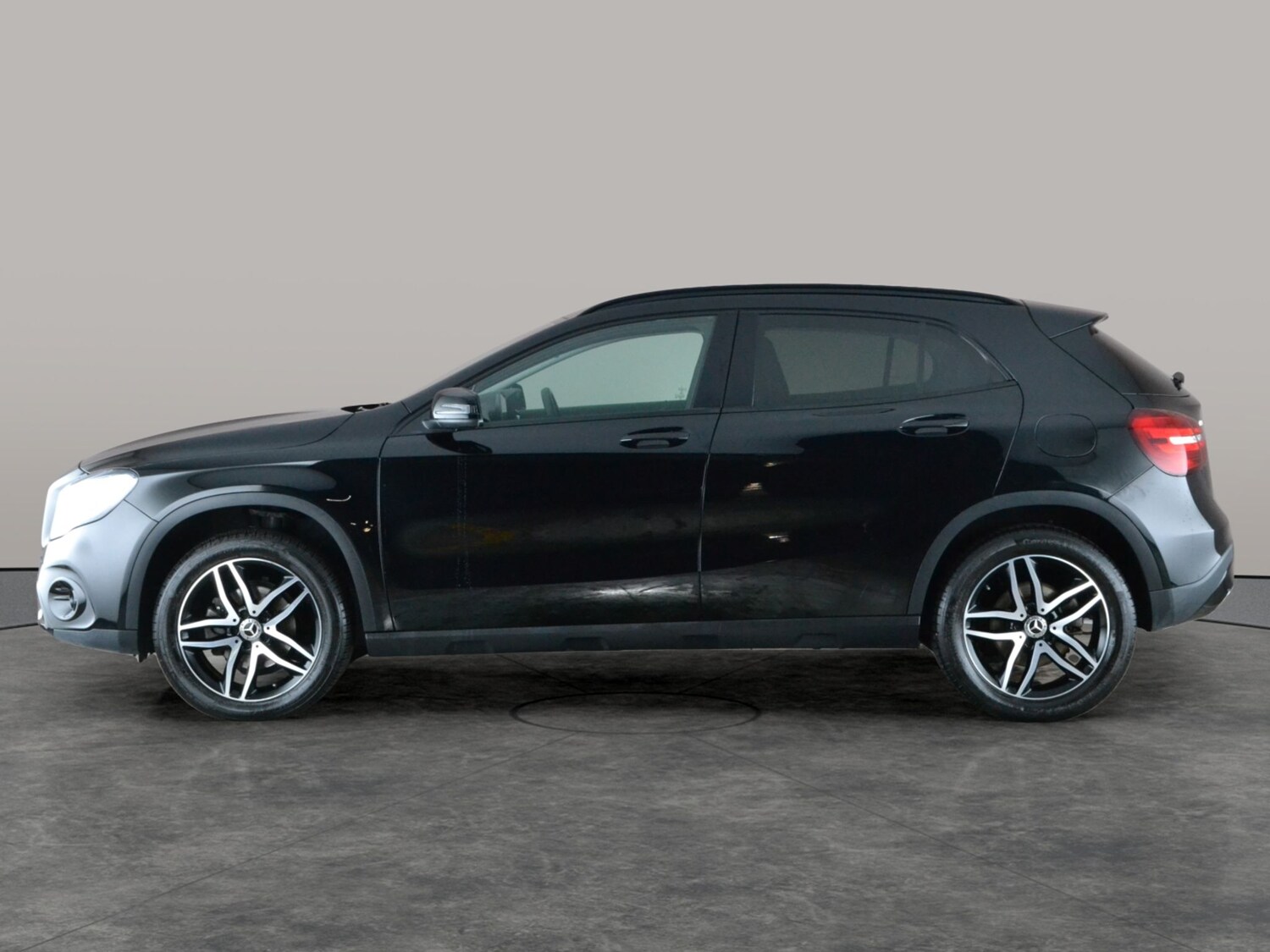 Used Mercedes-Benz GLA 2019 for sale - 77493023: Photo 12