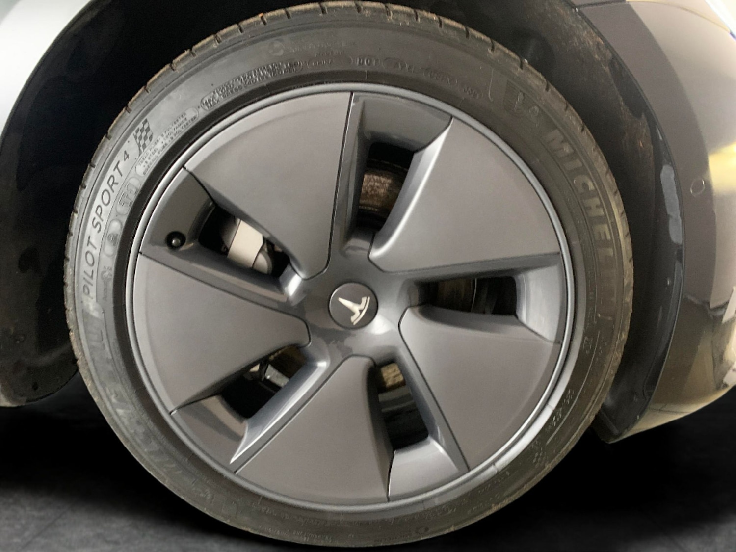 Used Tesla Model 3 2021 for sale - 77055793: Photo 24