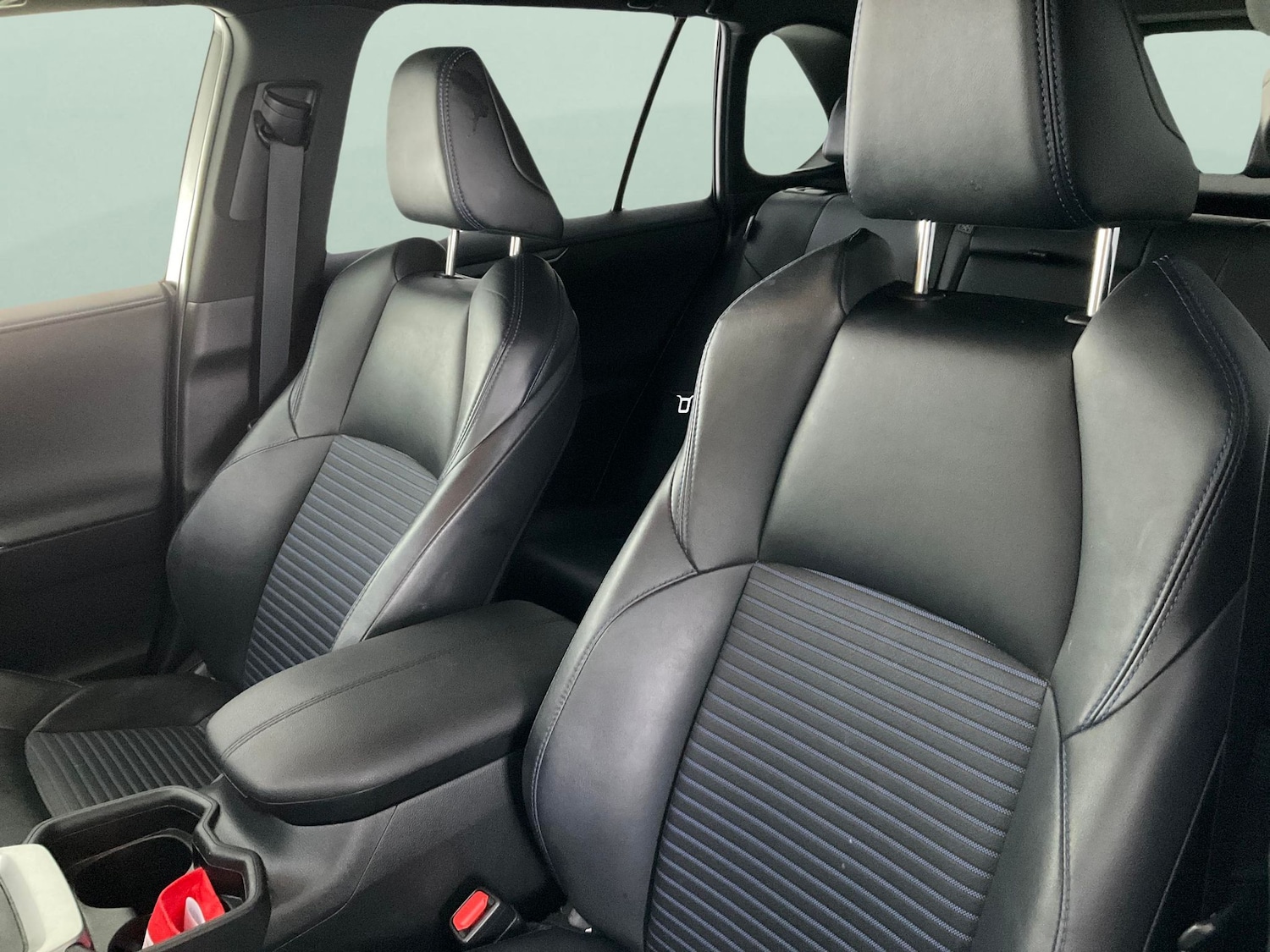 Used Toyota RAV4 2021 for sale - 77296540: Photo 14