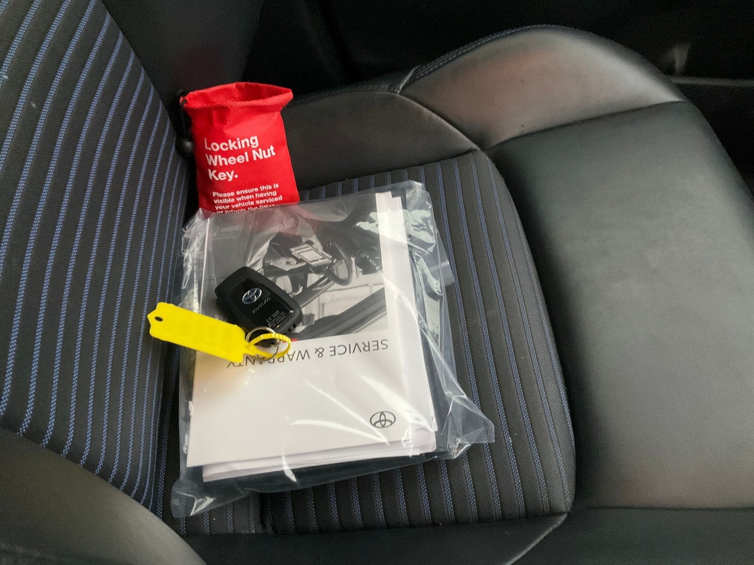 Used Toyota RAV4 2021 for sale - 77296540: Photo 34