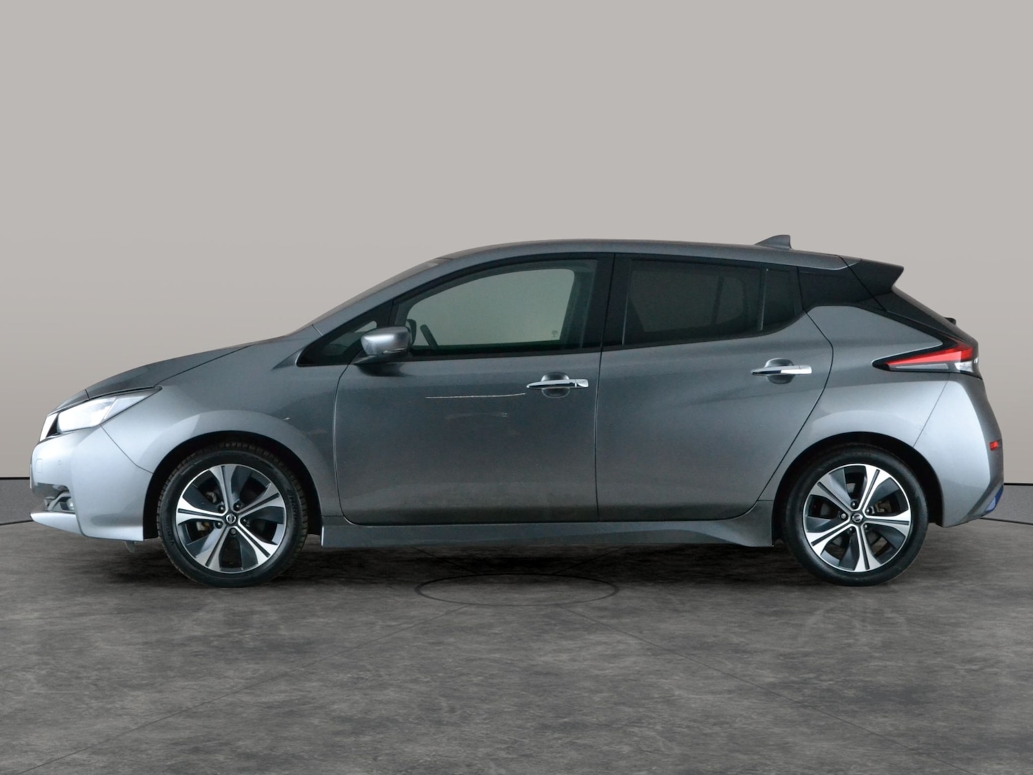 Used Nissan Leaf 2022 for sale - 77569953: Photo 14