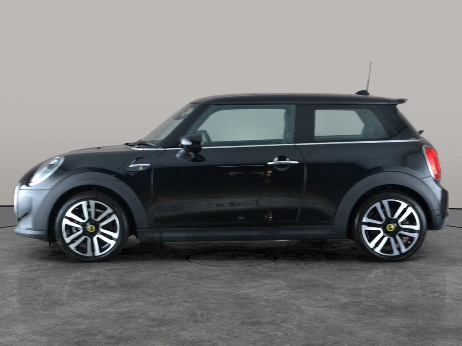 Used MINI Hatch 2022 for sale - 77676040: Photo 13