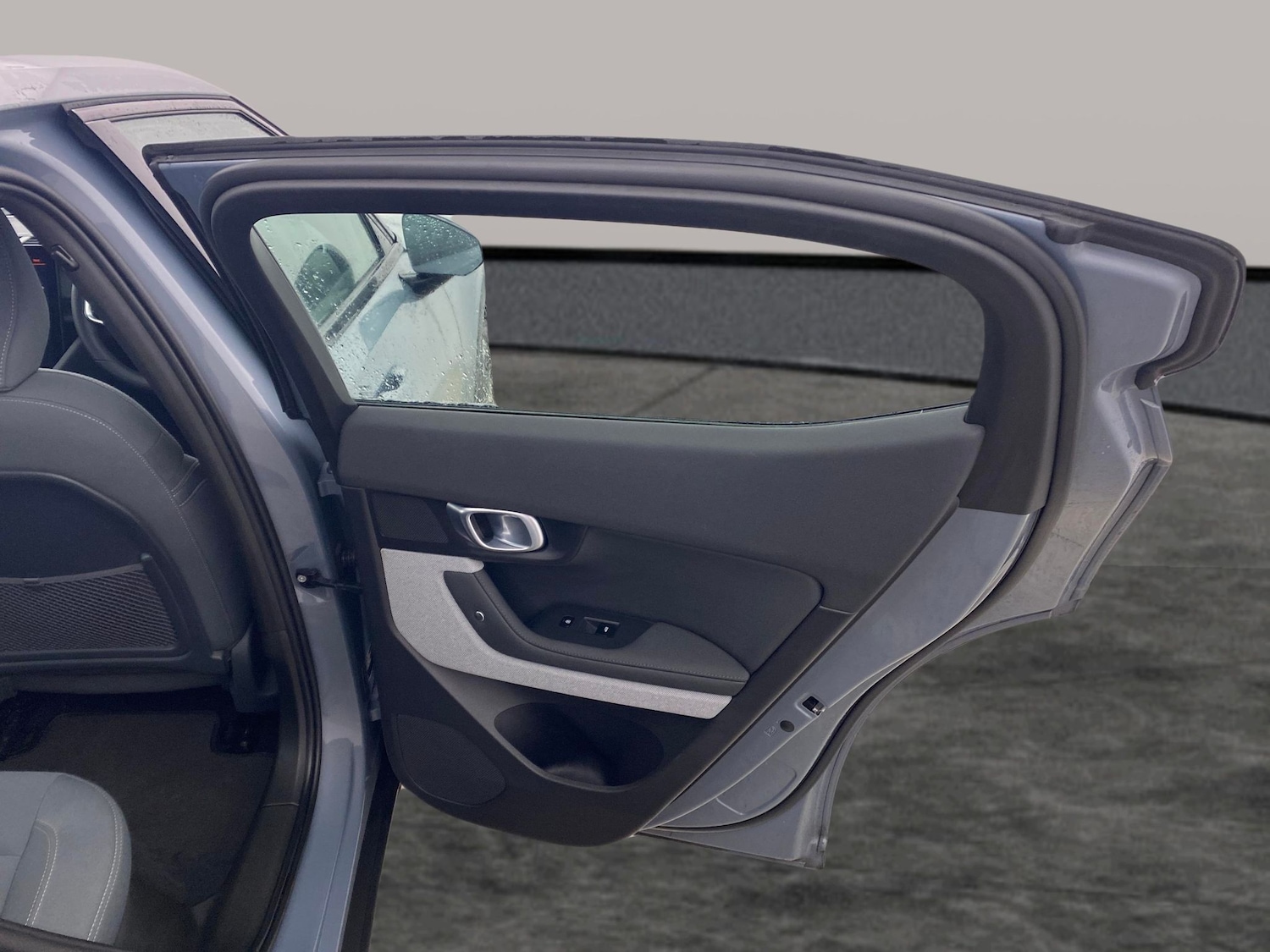 Used Polestar Polestar 2 2023 for sale - 77460897: Photo 27