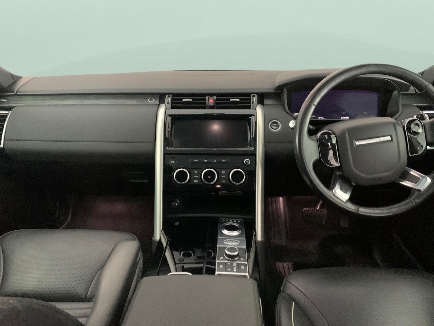 Used Land Rover Discovery 2019 for sale - 77802951: Photo 4