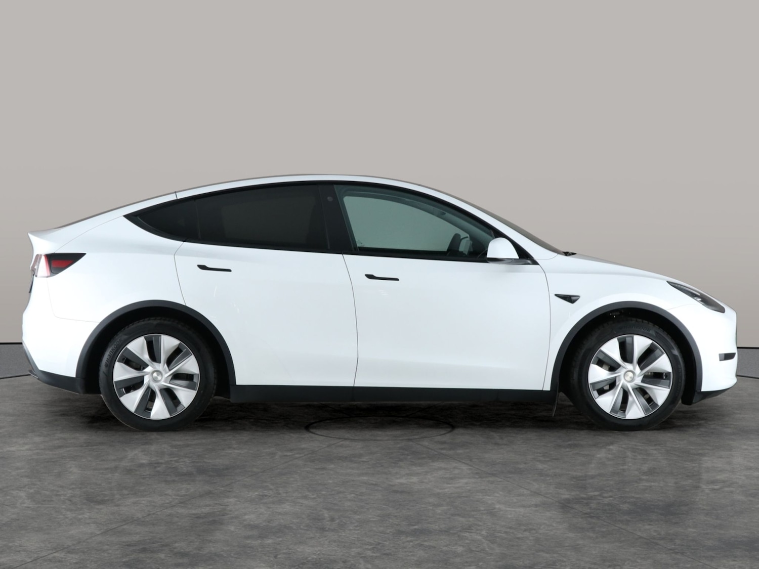 Used Tesla Model Y 2023 for sale - 76777810: Photo 11
