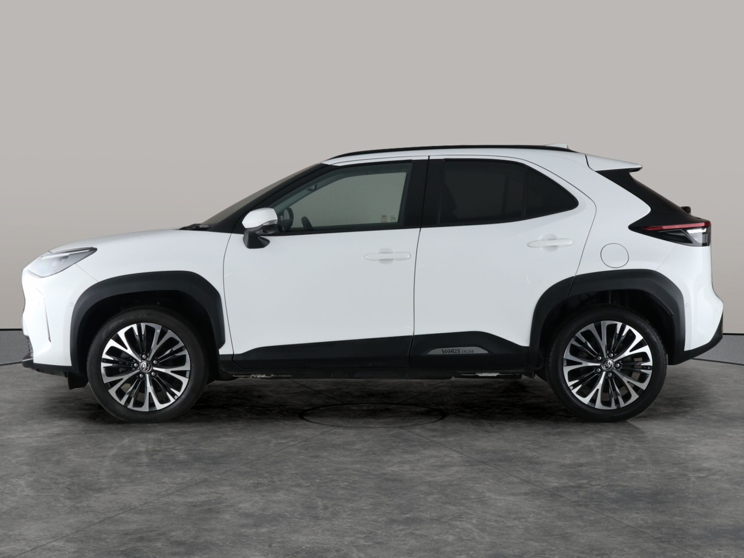 Used Toyota Yaris Cross 2024 for sale - 76577924: Photo 13