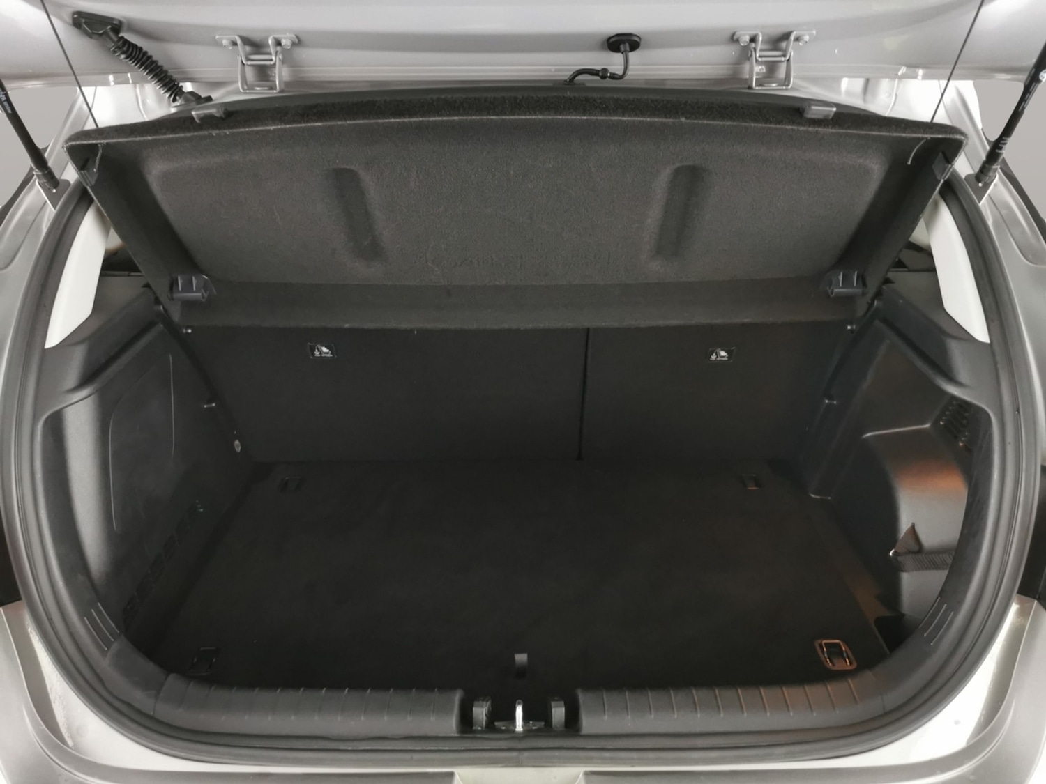 Used Hyundai i20 2023 for sale - 77274475: Photo 31