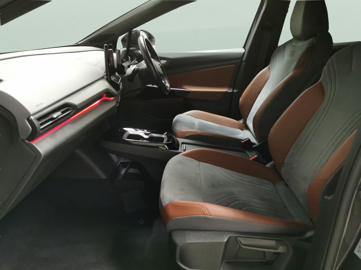 Used Volkswagen ID.4 2021 for sale - 77255743: Photo 4