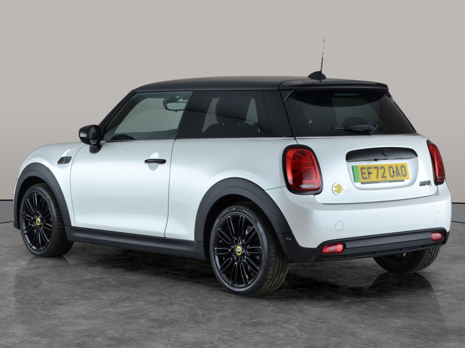 Used MINI Electric Hatch 2022 for sale - 76928400: Photo 12