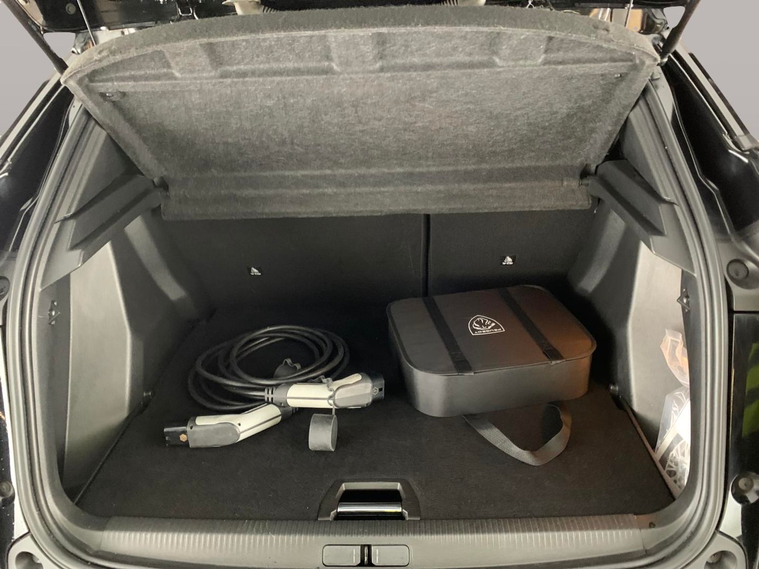 Used Peugeot 2008 2022 for sale - 77235741: Photo 33