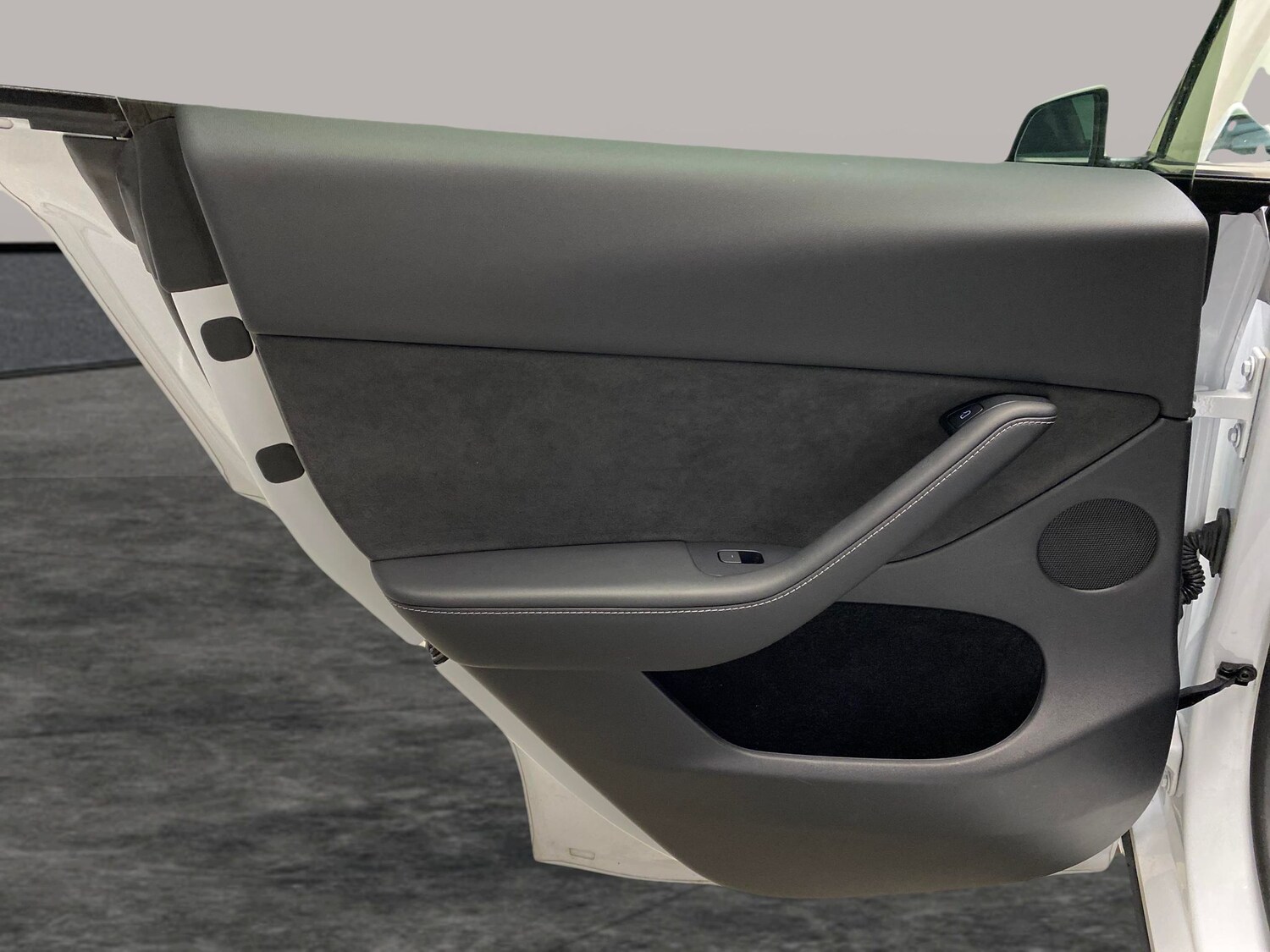 Used Tesla Model Y 2023 for sale - 77903701: Photo 28