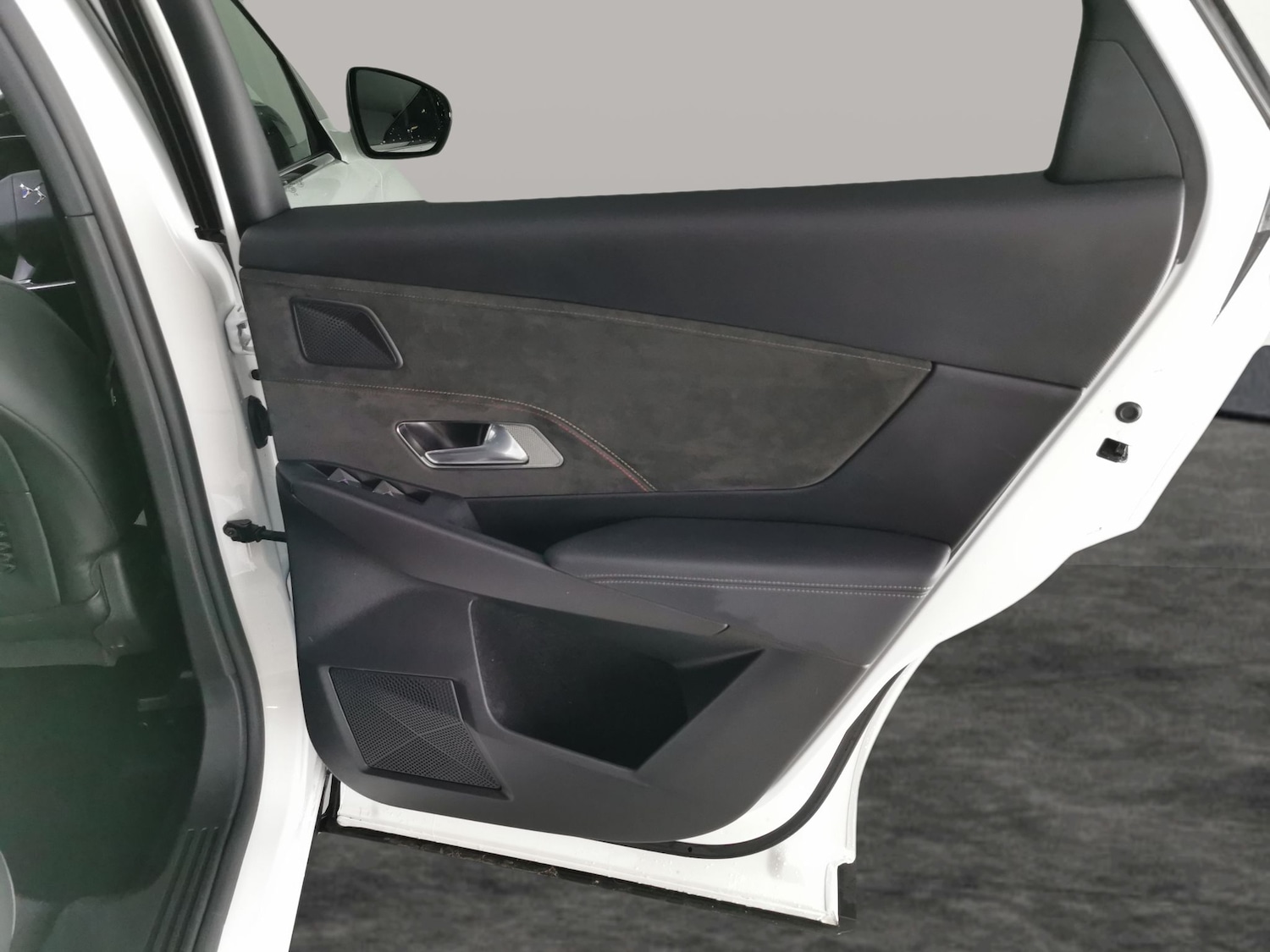 Used DS Automobiles DS 7 Crossback for sale - 77475348: Photo 34