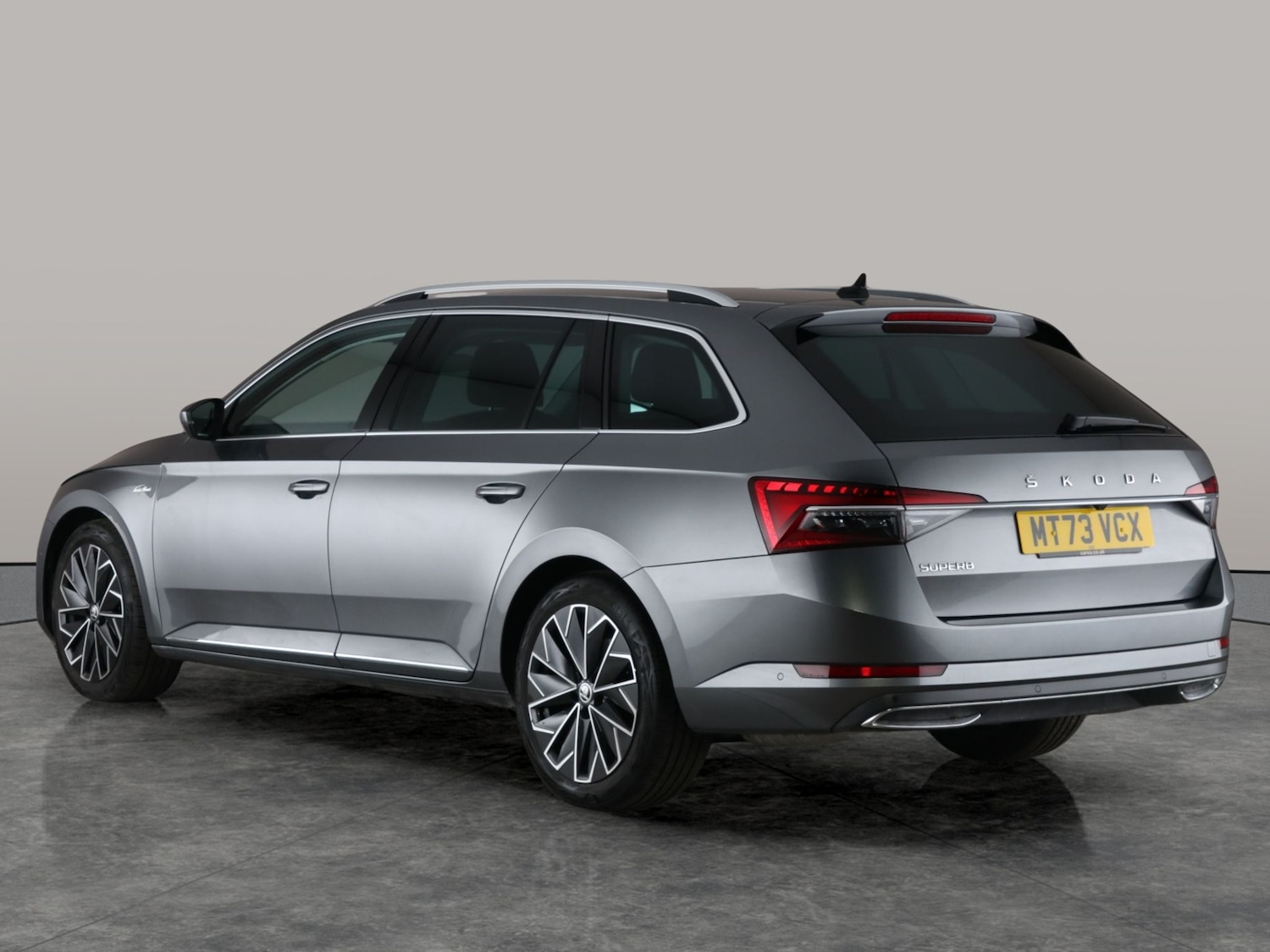 Used Skoda Superb 2023 for sale - 76682152: Photo 12