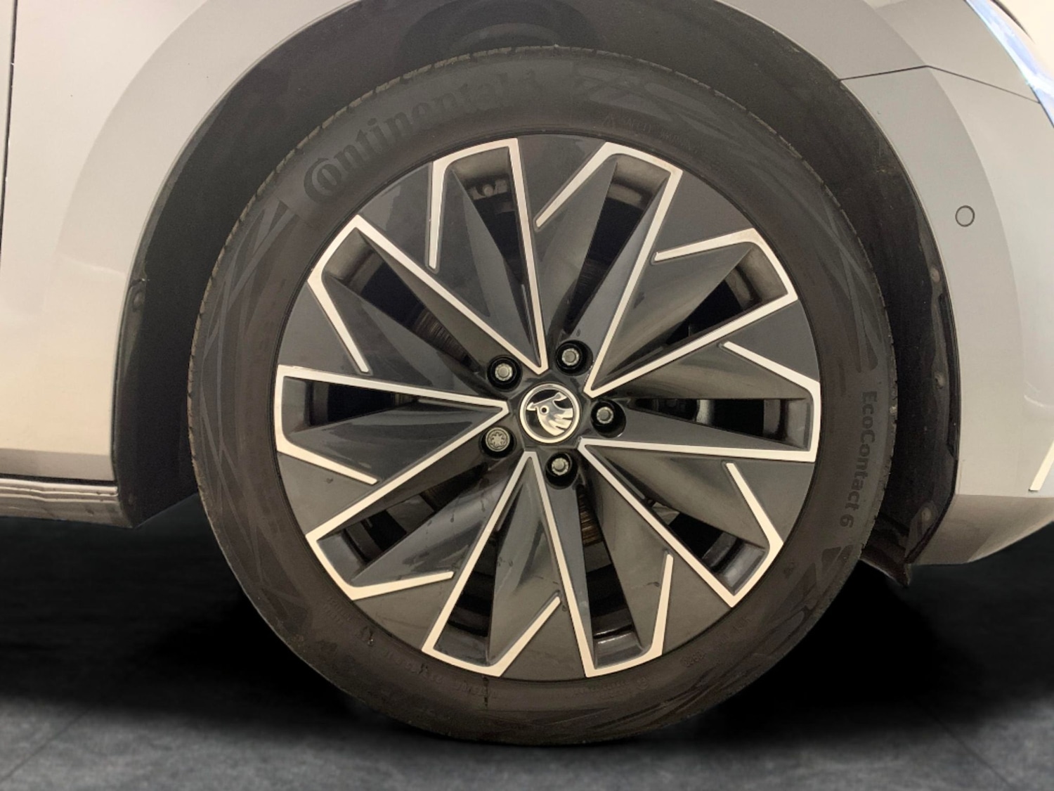 Used Skoda Superb 2023 for sale - 76682152: Photo 23