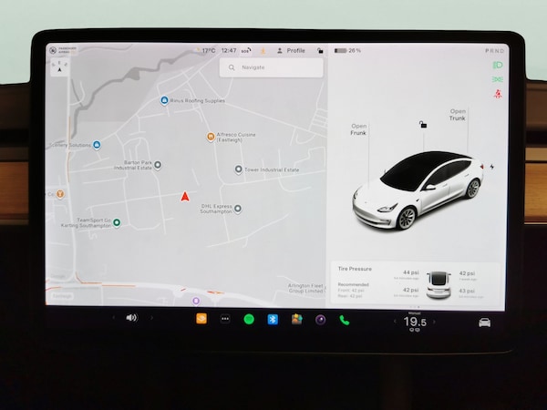Used Tesla Model 3 2021 for sale - 76222241: Photo 26