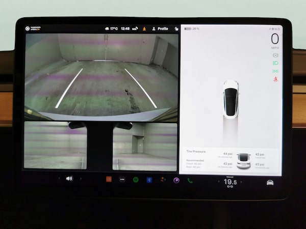 Used Tesla Model 3 2021 for sale - 76222241: Photo 9