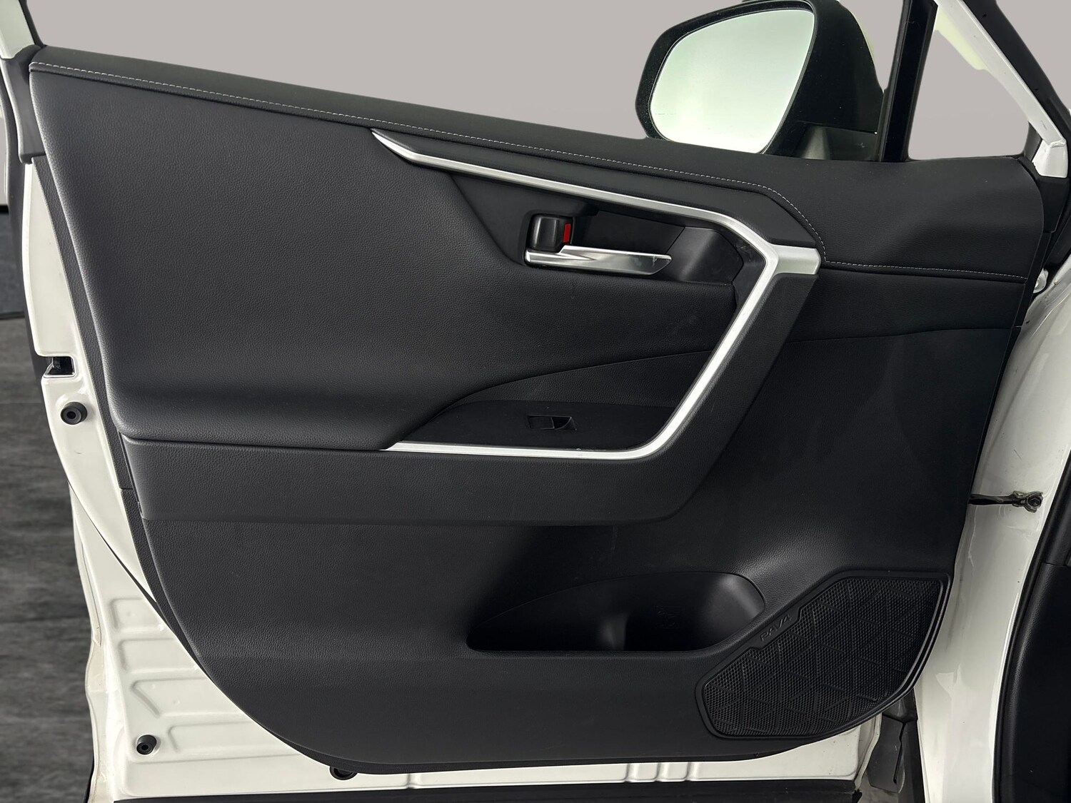 Used Toyota RAV4 2021 for sale - 77842070: Photo 29