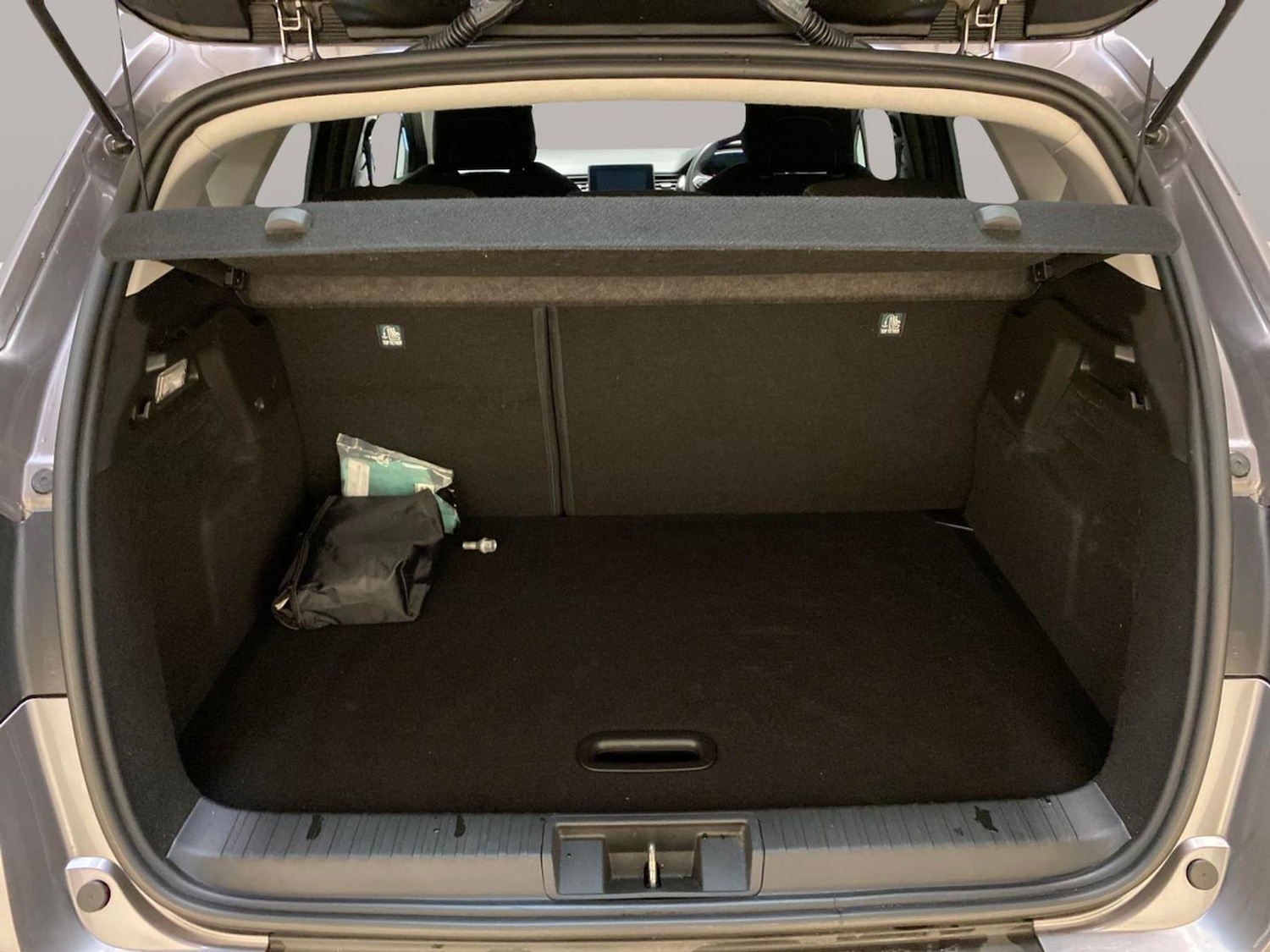 Used Renault Captur 2022 for sale - 78159637: Photo 32