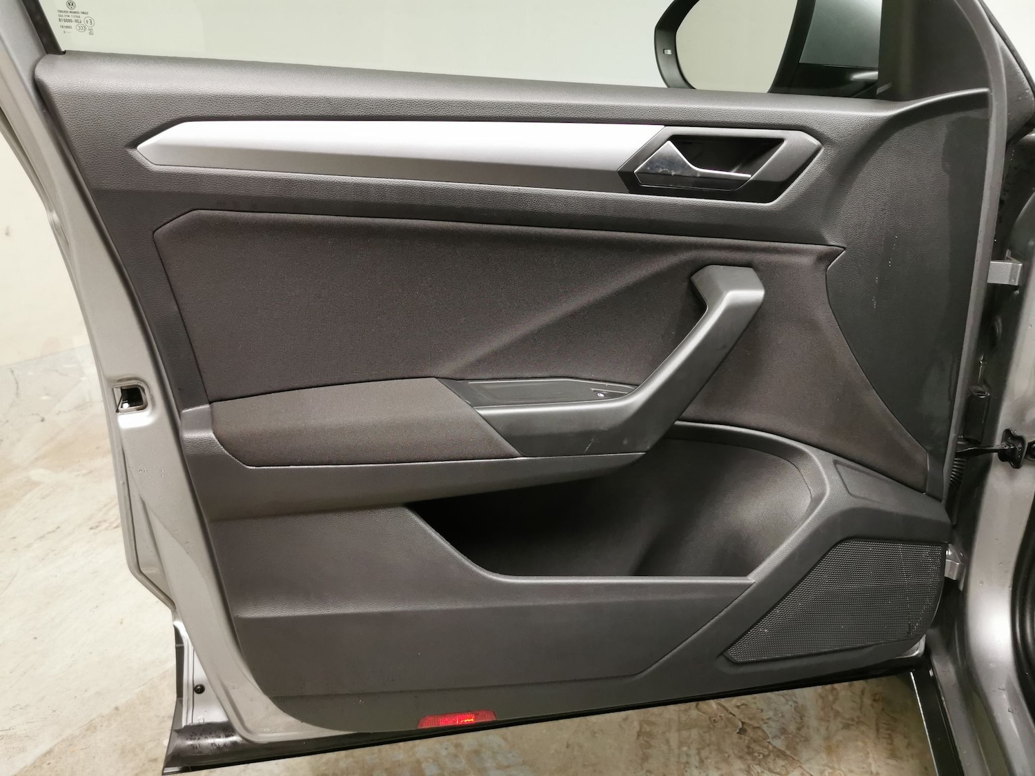 Used Volkswagen T-Roc 2023 for sale - 76808198: Photo 21