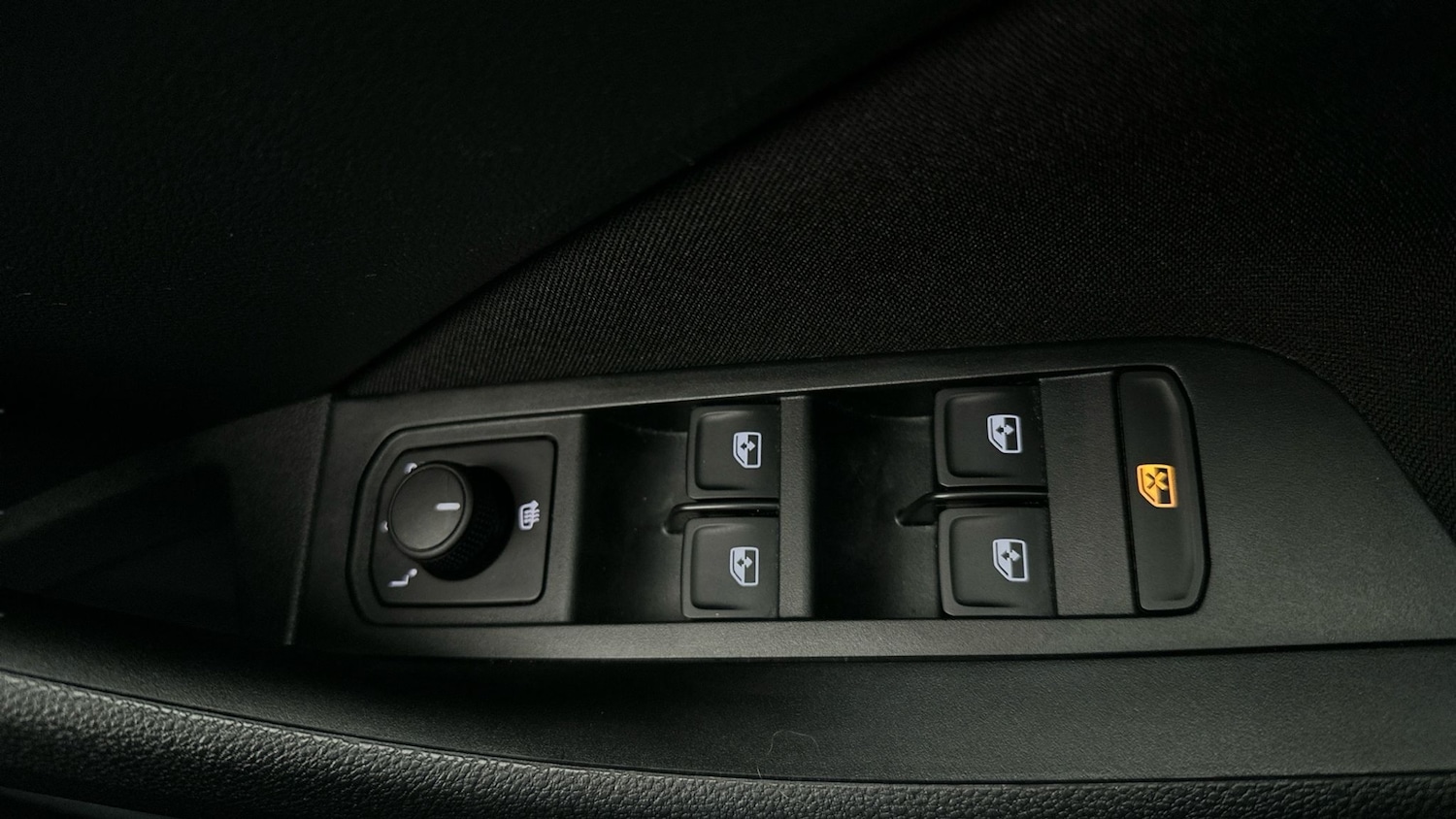 Used Skoda Kamiq 2023 for sale - 76477663: Photo 12