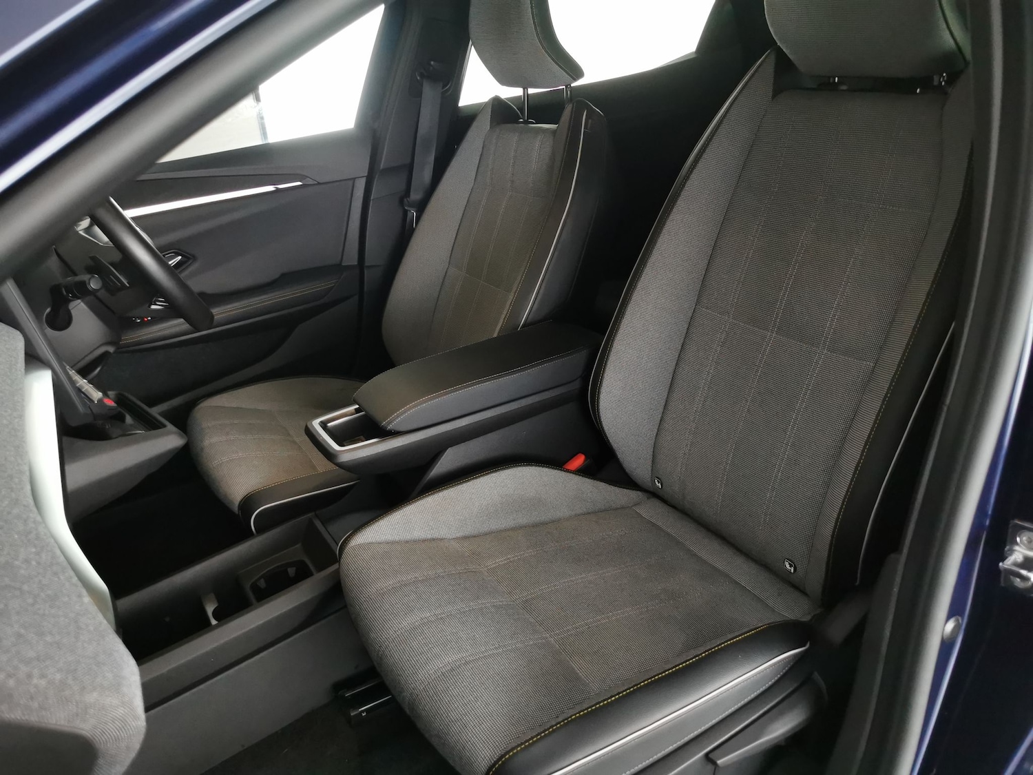 Used Renault Megane E Tech 2022 for sale - 77519629: Photo 25