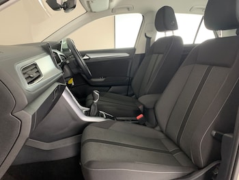 Used Volkswagen T-Roc 2023 for sale - 78805492: Photo