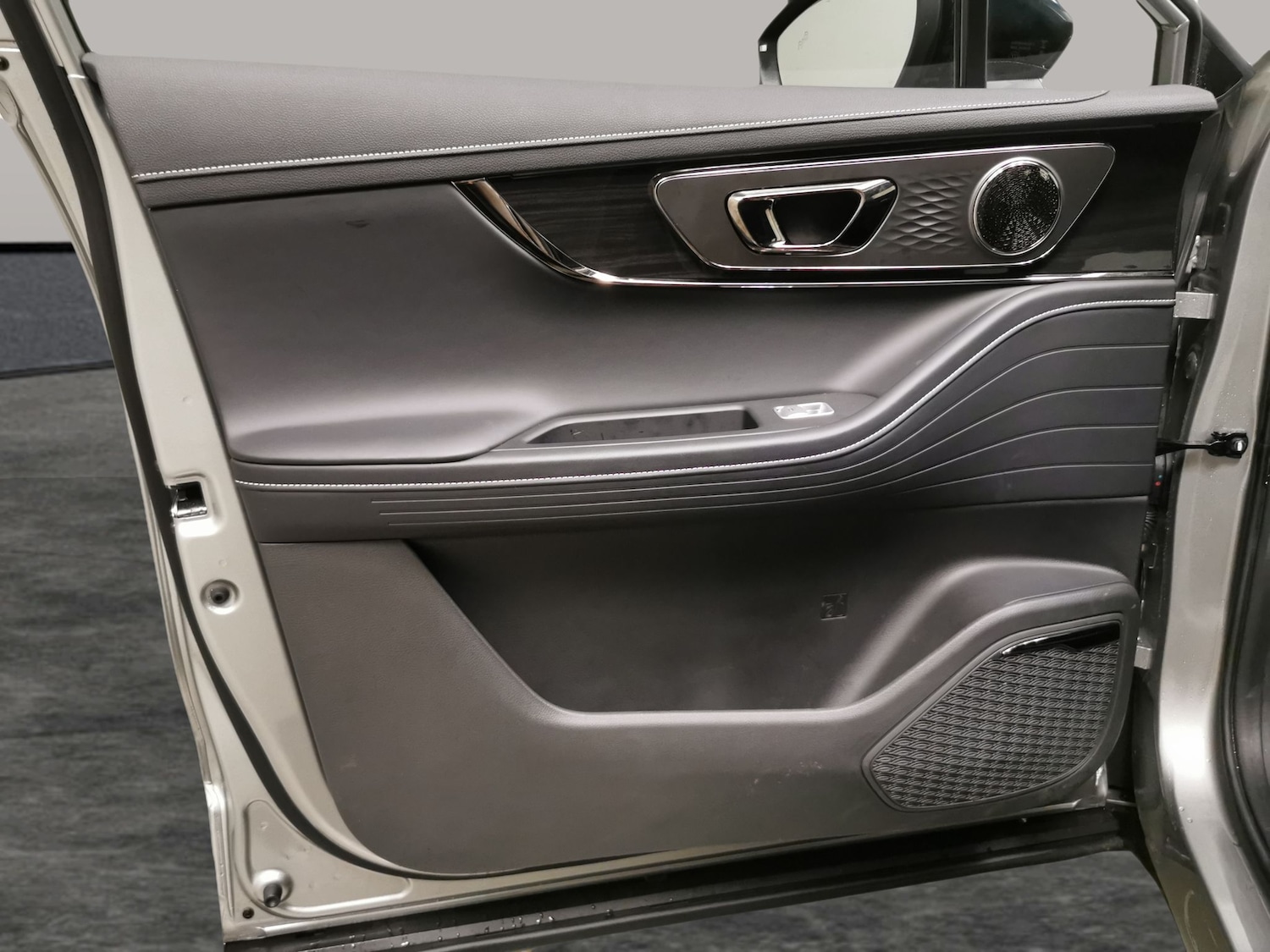 Used Omoda OMODA E5 for sale - 76725346: Photo 30