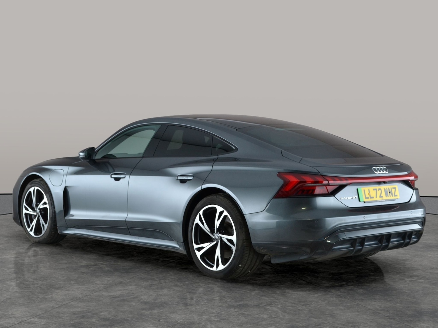 Used Audi e-tron GT 2022 for sale - 76958283: Photo 12