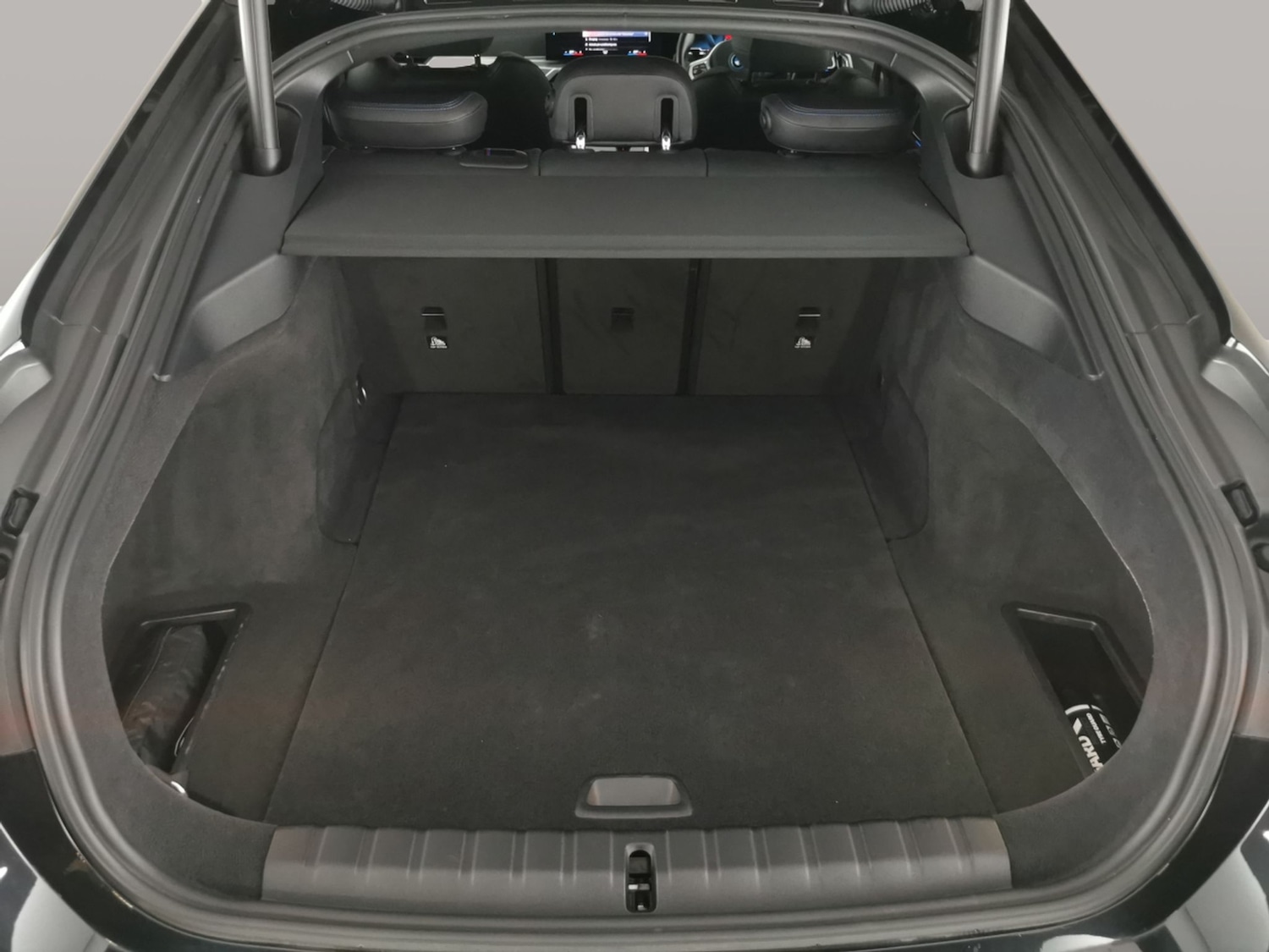 Used BMW i4 2022 for sale - 76379179: Photo 51