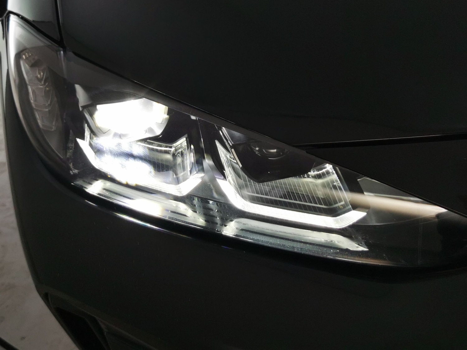 Used BMW i4 2022 for sale - 76379179: Photo 8