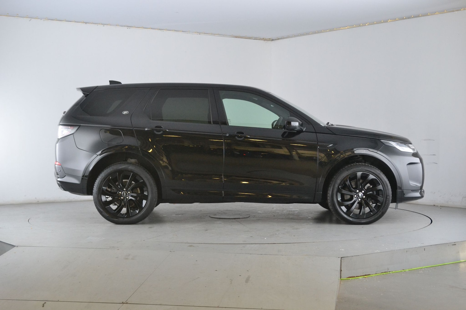 Used Land Rover Discovery Sport for sale - 76491959: Photo 14