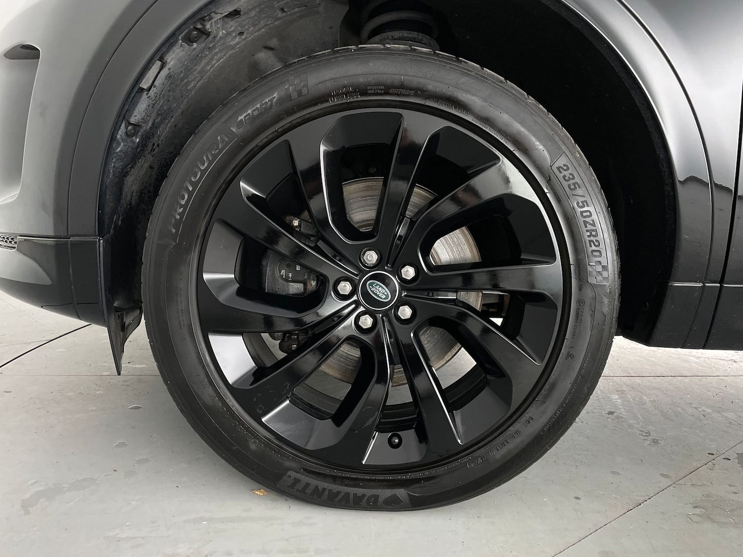 Used Land Rover Discovery Sport for sale - 76491959: Photo 32