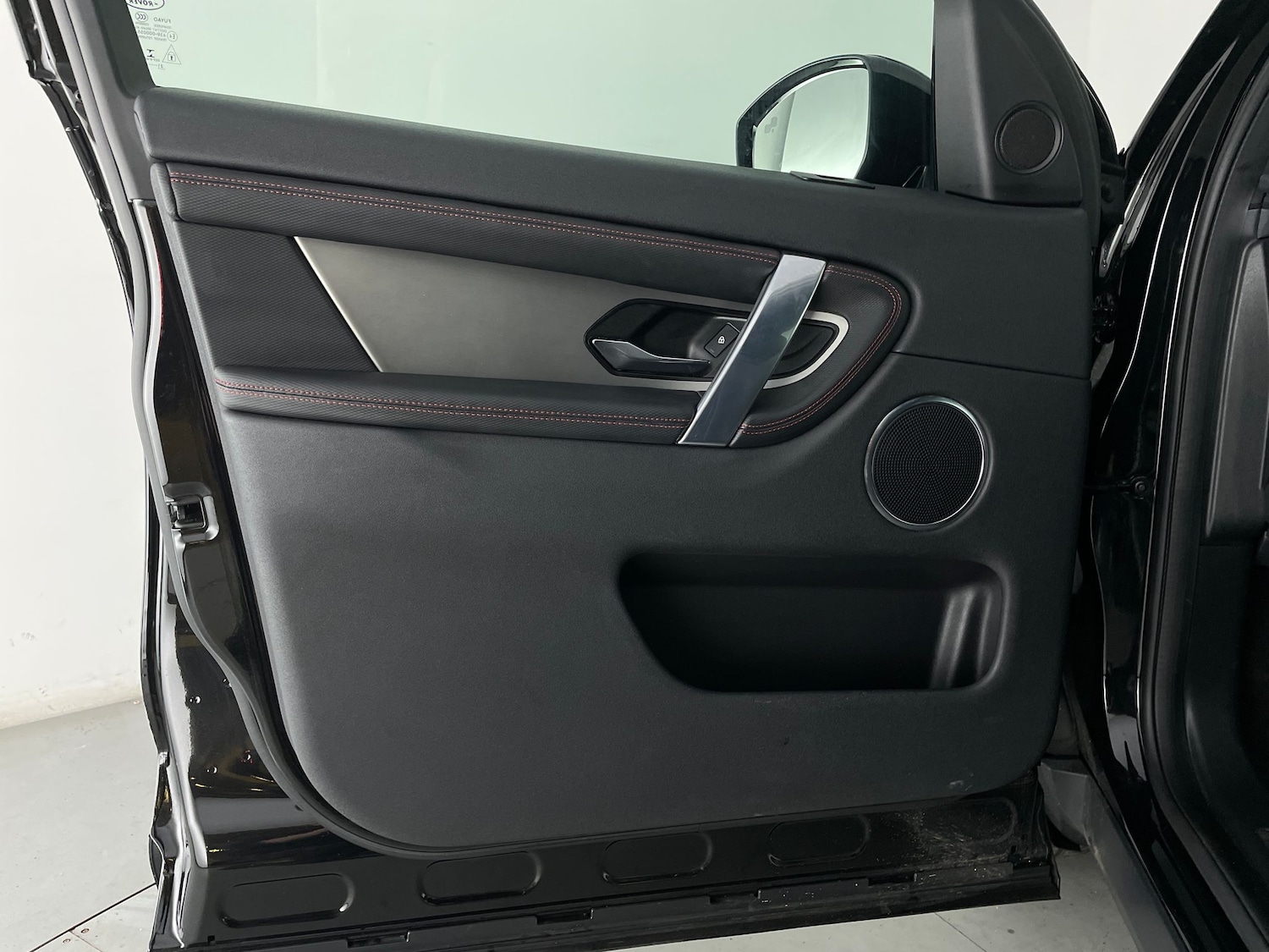 Used Land Rover Discovery Sport for sale - 76491959: Photo 36