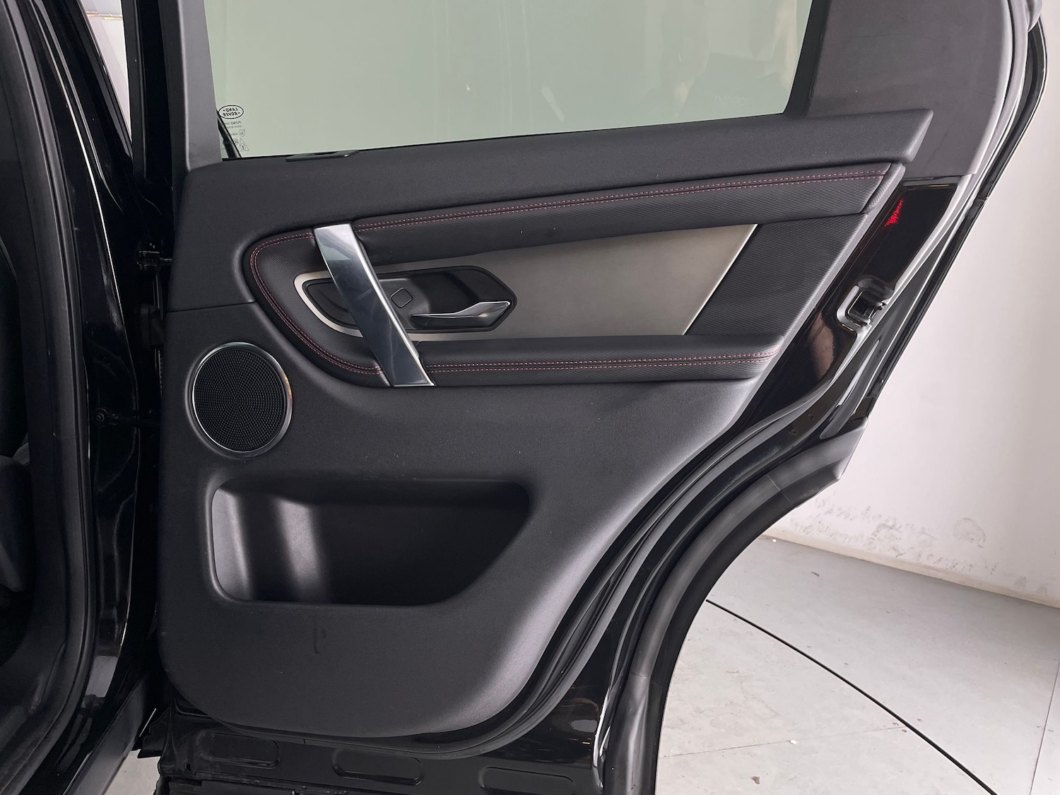 Used Land Rover Discovery Sport for sale - 76491959: Photo 38