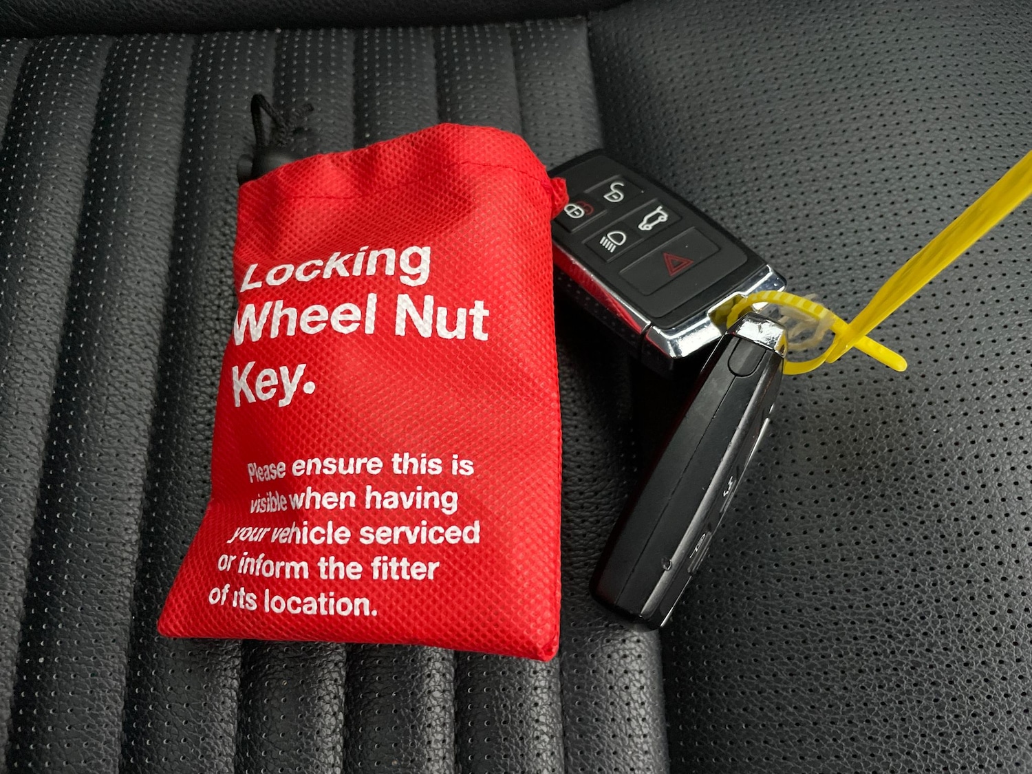 Used Land Rover Discovery Sport for sale - 76491959: Photo 41