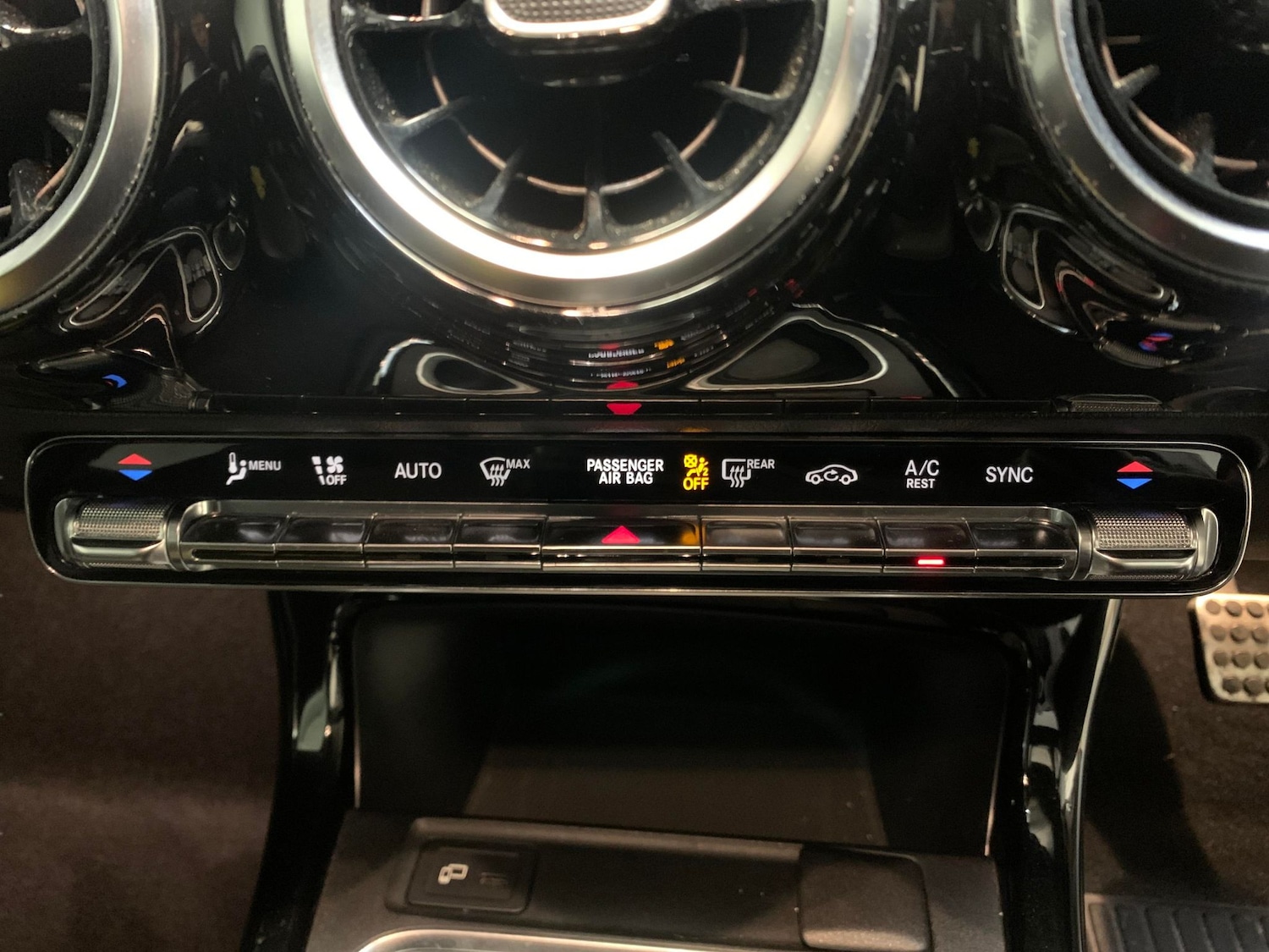 Used Mercedes-Benz A-Class 2020 for sale - 76960565: Photo 16