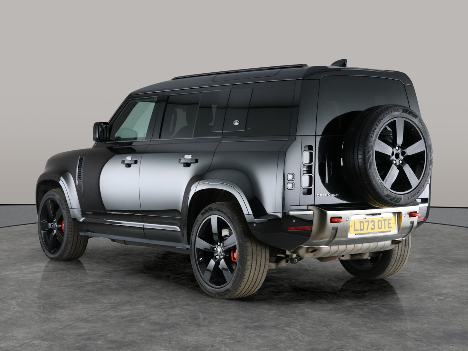 Used Land Rover Defender 110 2023 for sale - 76636343: Photo 12