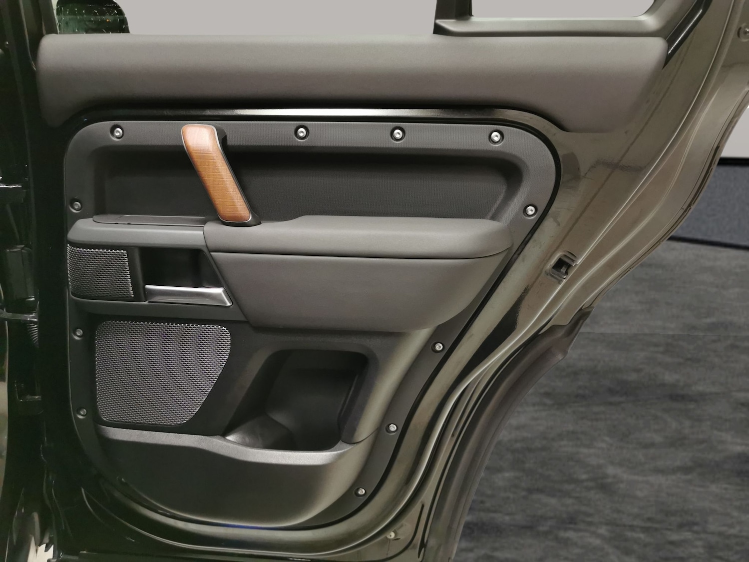 Used Land Rover Defender 110 2023 for sale - 76636343: Photo 31