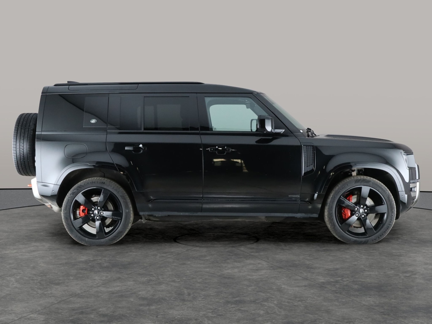 Used Land Rover Defender 110 2023 for sale - 76636343: Photo 9